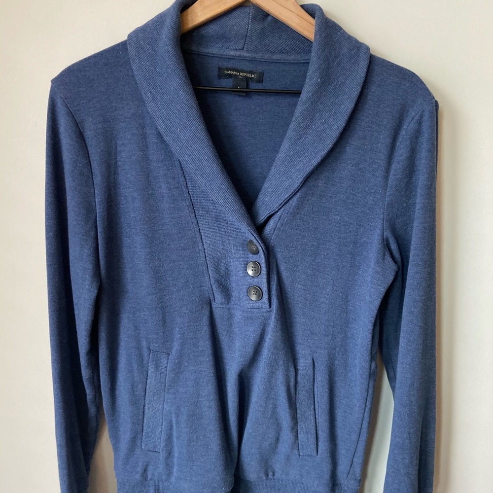 Blue Banana Republic Sweater